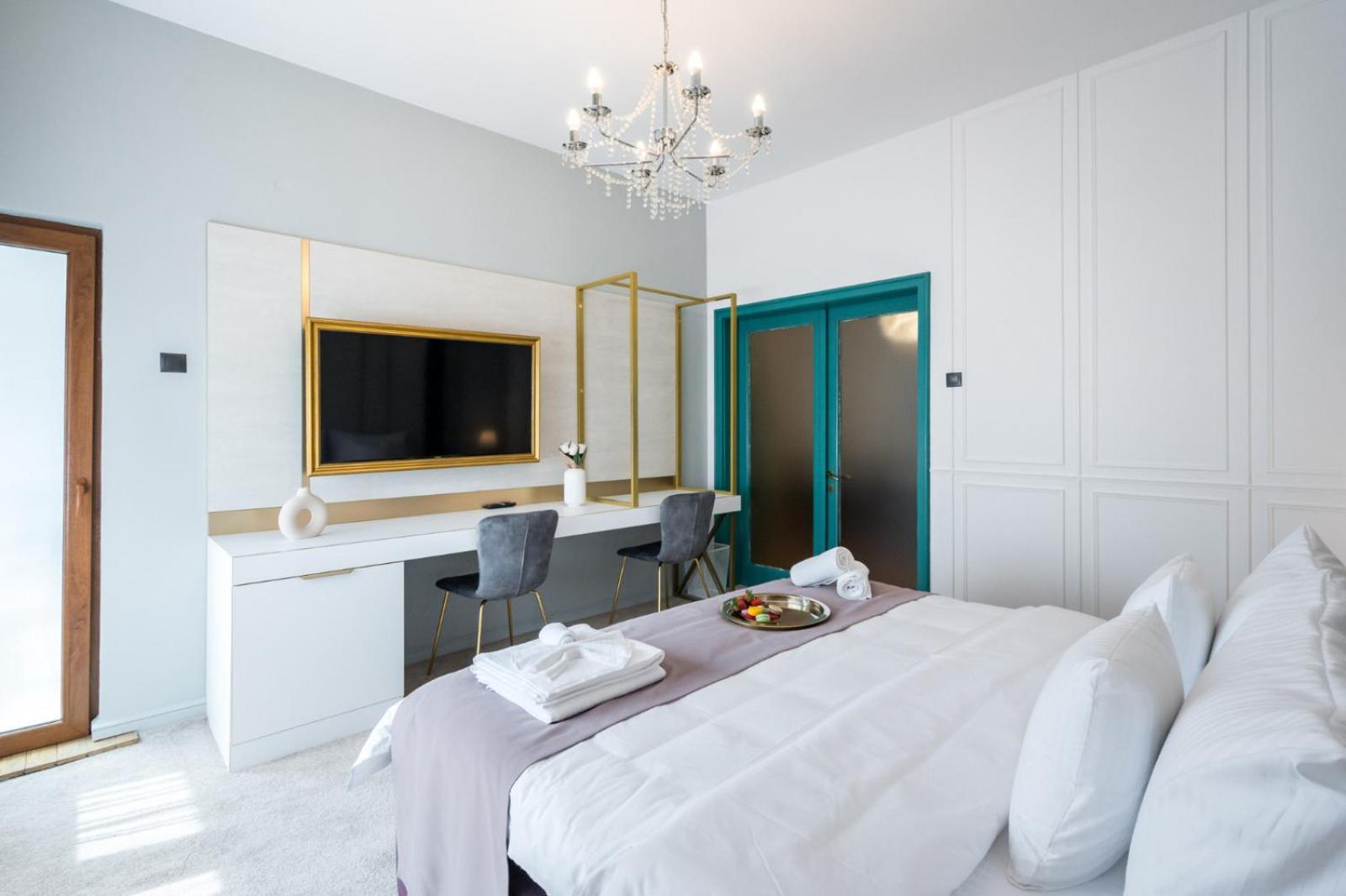 Highline Downtown Residences 6 Persons Family Apartment Bucarest Esterno foto