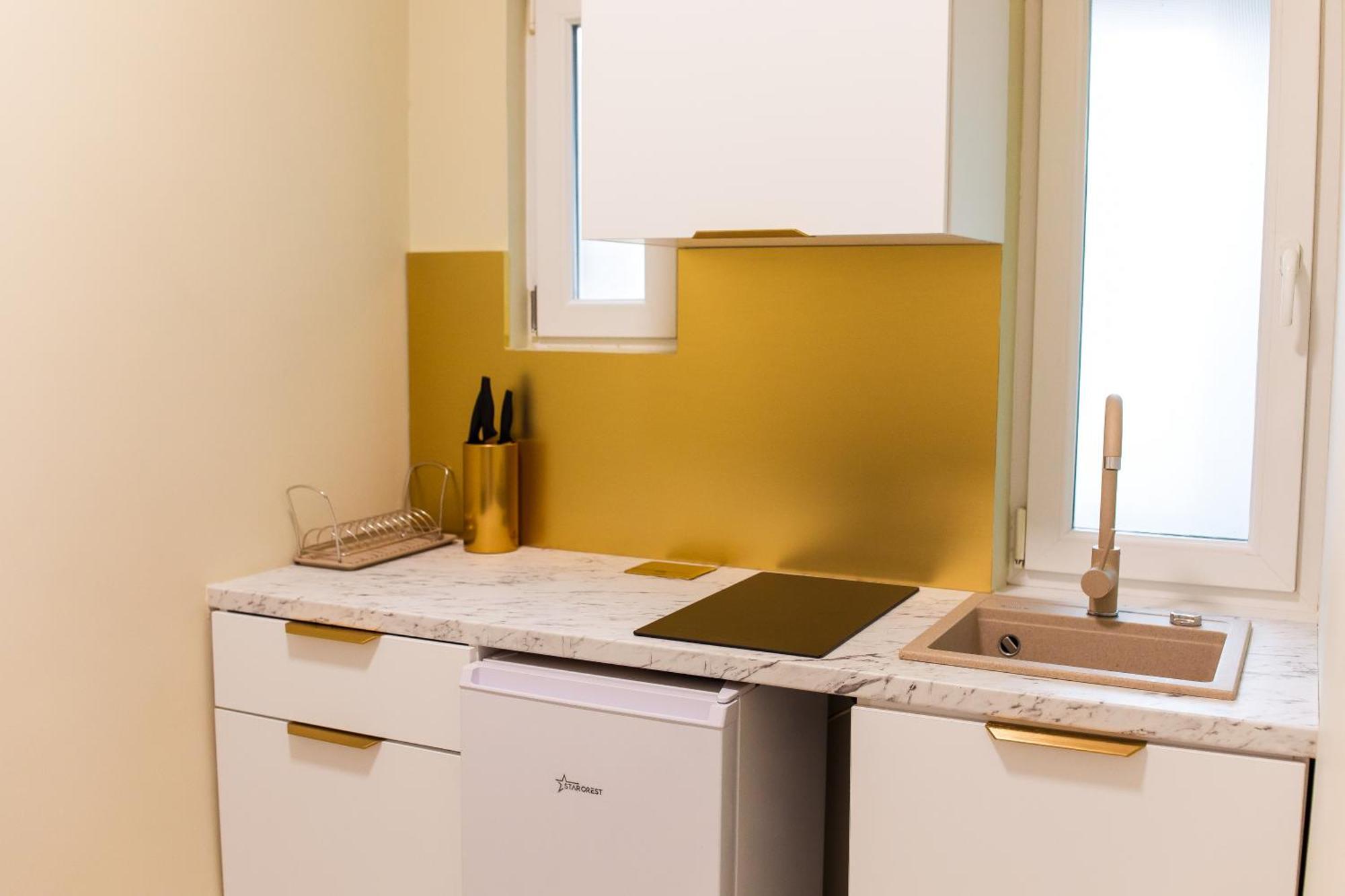 Highline Downtown Residences 6 Persons Family Apartment Bucarest Esterno foto